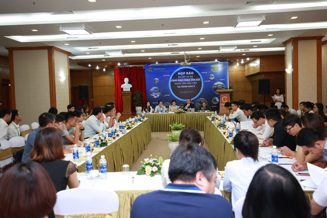 Sự kiện có sự tham dự của trên 60 cơ quan báo chí và đài truyền hình Sự kiện có sự tham dự của trên 60 cơ quan báo chí và đài truyền hình