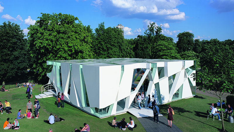 Serpentine Gallery Pavilion 2002 by Toyo Ito and Cecil Balmond / Thiết kế Pavilion bởi Toyo Ito and Cecil Balmond