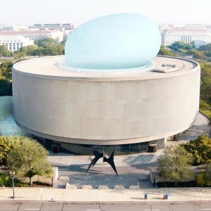 Curating Public Space | Hirshhorn, High Line, Lincoln Center & More